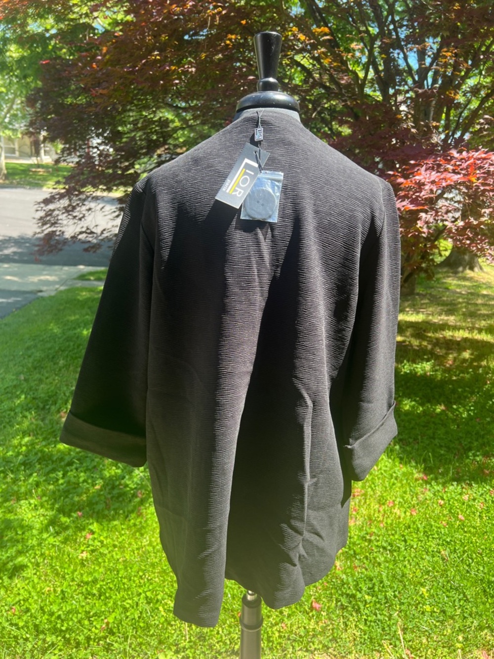 Black Women's Textured Single-Button Jacket - Picture 2 of 3